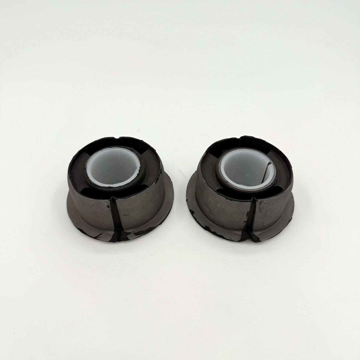 2x Cabin Rubber Bushing For ISUZU NRR NQR NPR NPR - HD 4HE1 4.8L 4HK1 5.2L 94 - 08 - GoTrucky