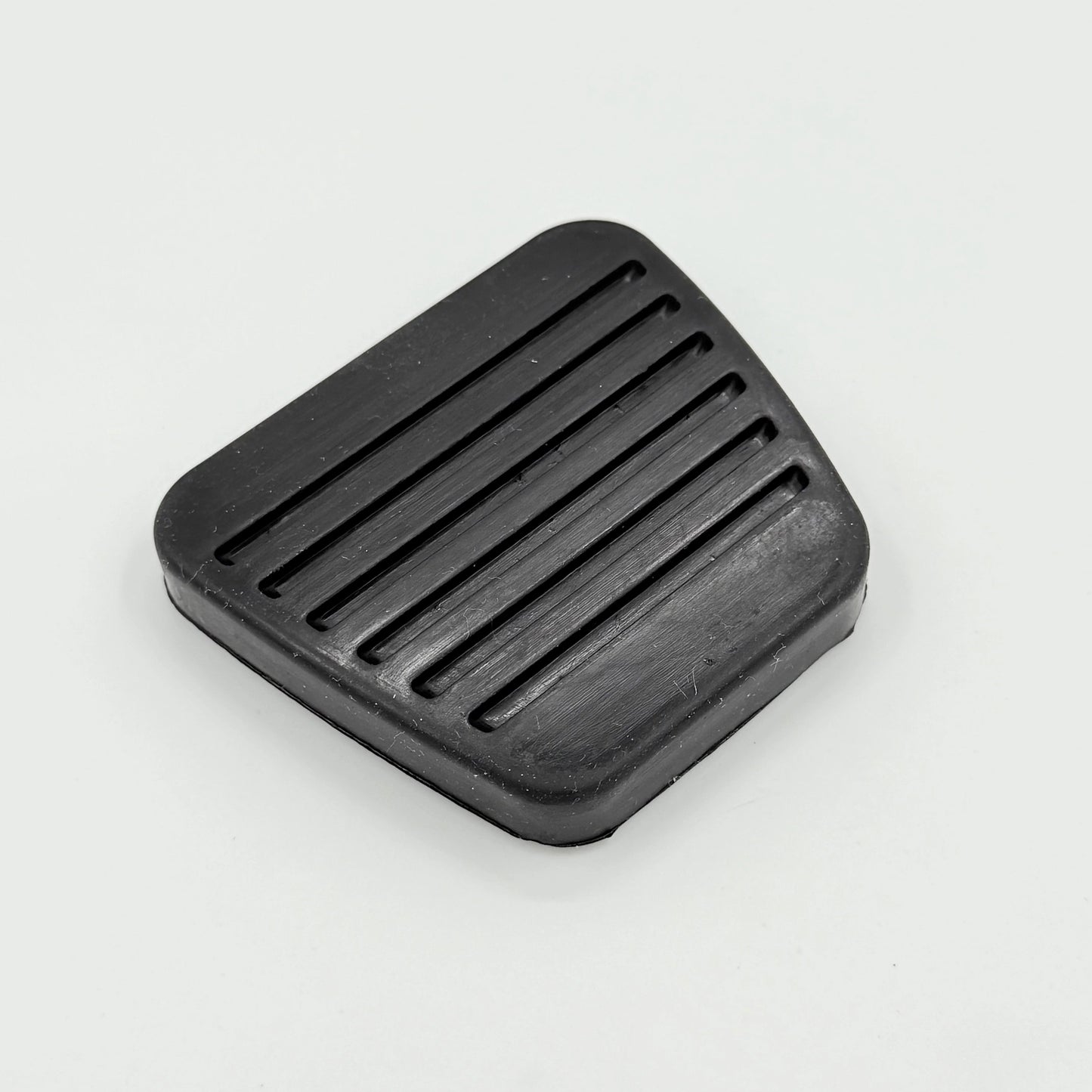 2x Rubber Pad Cover Brake Clutch Pedal for ISUZU NRR NPR NPR - HD NQR 95 - 25 - GoTrucky