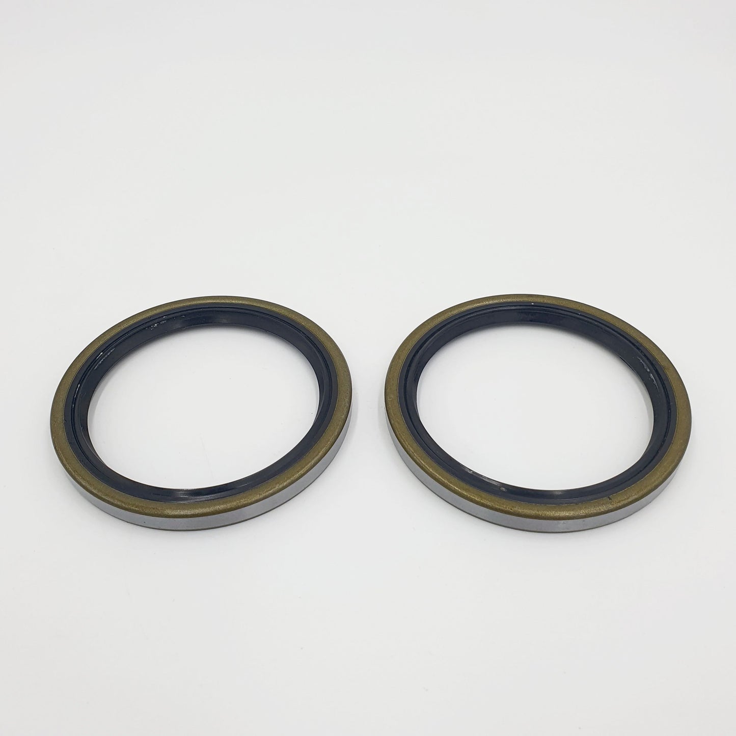 2x Wheel Oil Seal Front for ISUZU NPR NQR NPR - HD NRR 94 - 24 - GoTrucky