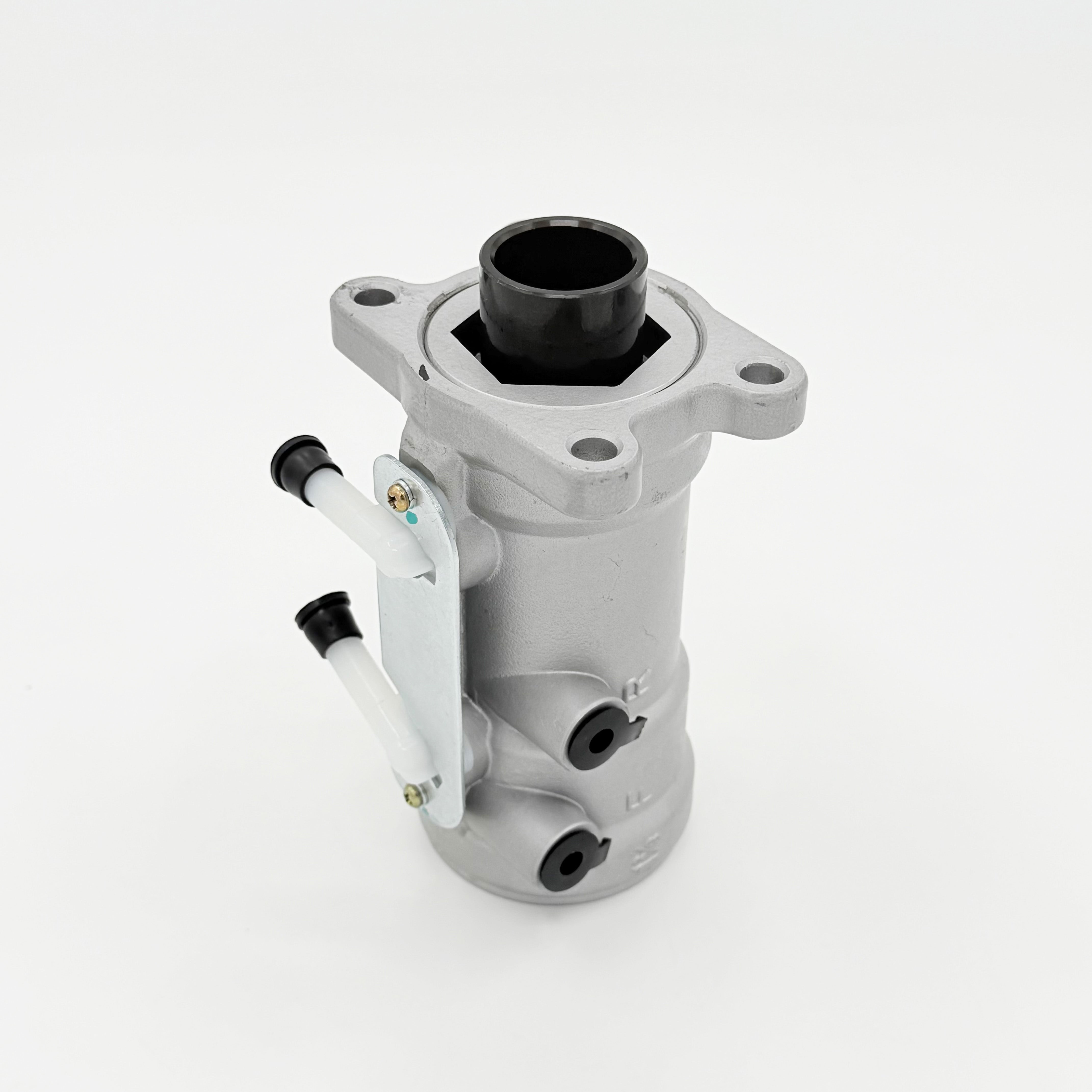 Brake Master Cylinder For ISUZU NPR-HD NQR NPR NRR 4JJ1 3,0L 4HK1 5.2L 1/3-8 2008-2021 OEM
