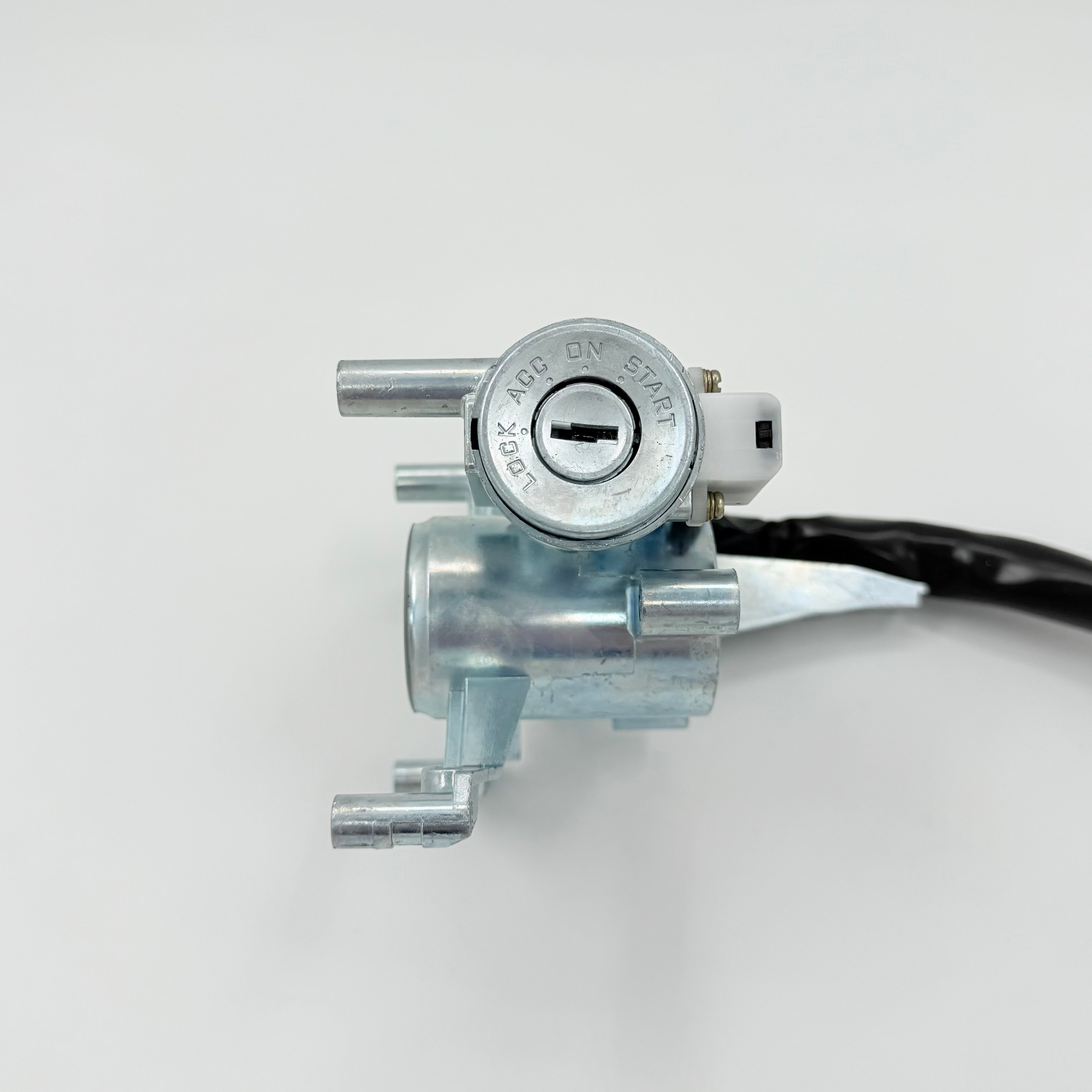 Ignition Switch Steering Lock Assembly For Isuzu NPR NQR NRR 4HK1 5.2L 4HE1 4.8L 95 - 07 - GoTrucky