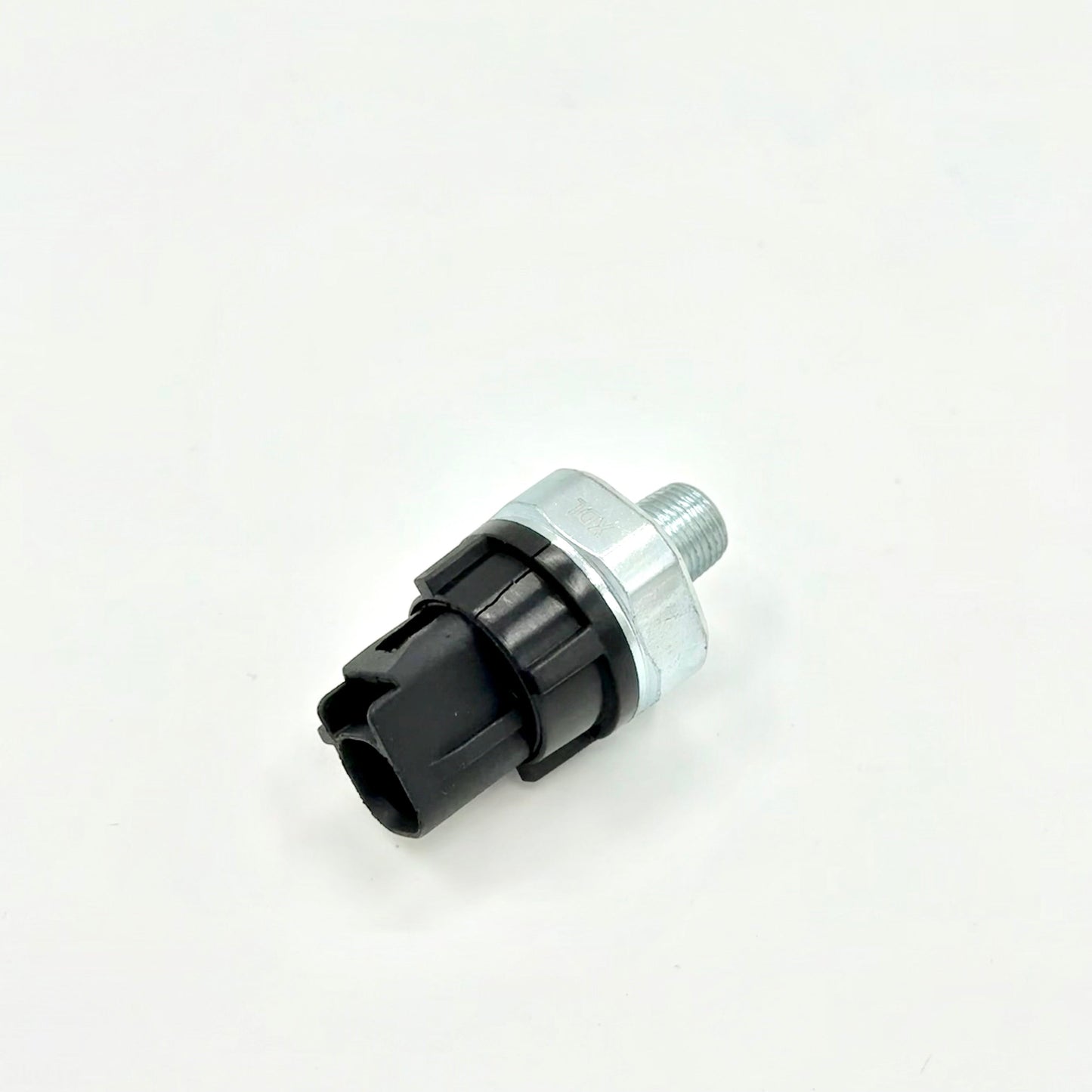 Oil Presure Switch NPR NPR - HD NQR NRR 4JJ1 3.0L 4HK1 5.2L 4HE1 4.8L 98 - 24 - GoTrucky