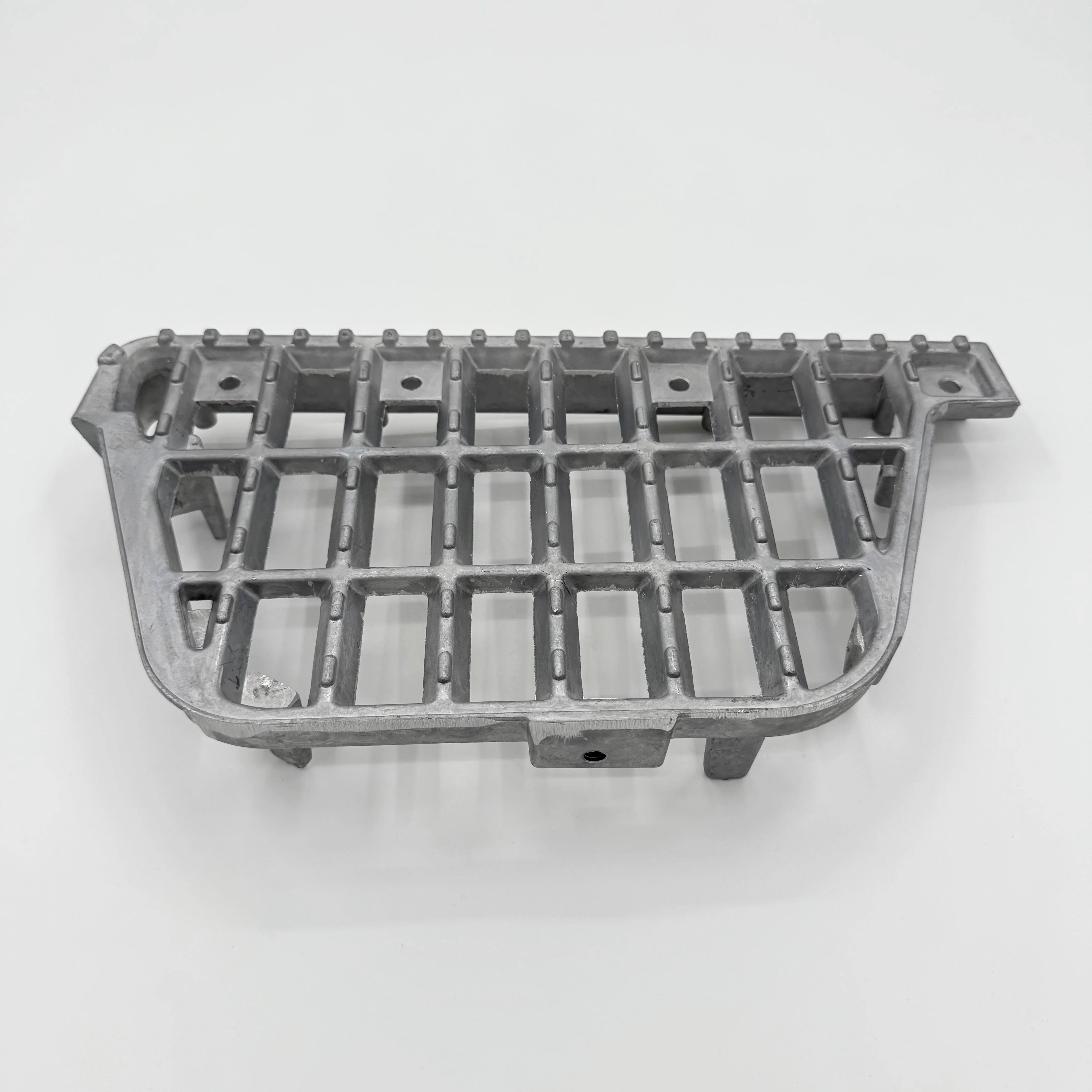 Step Plate Left Driver Side For ISUZU NRR NPR NQR NPR - HD 96 - 04 - GoTrucky