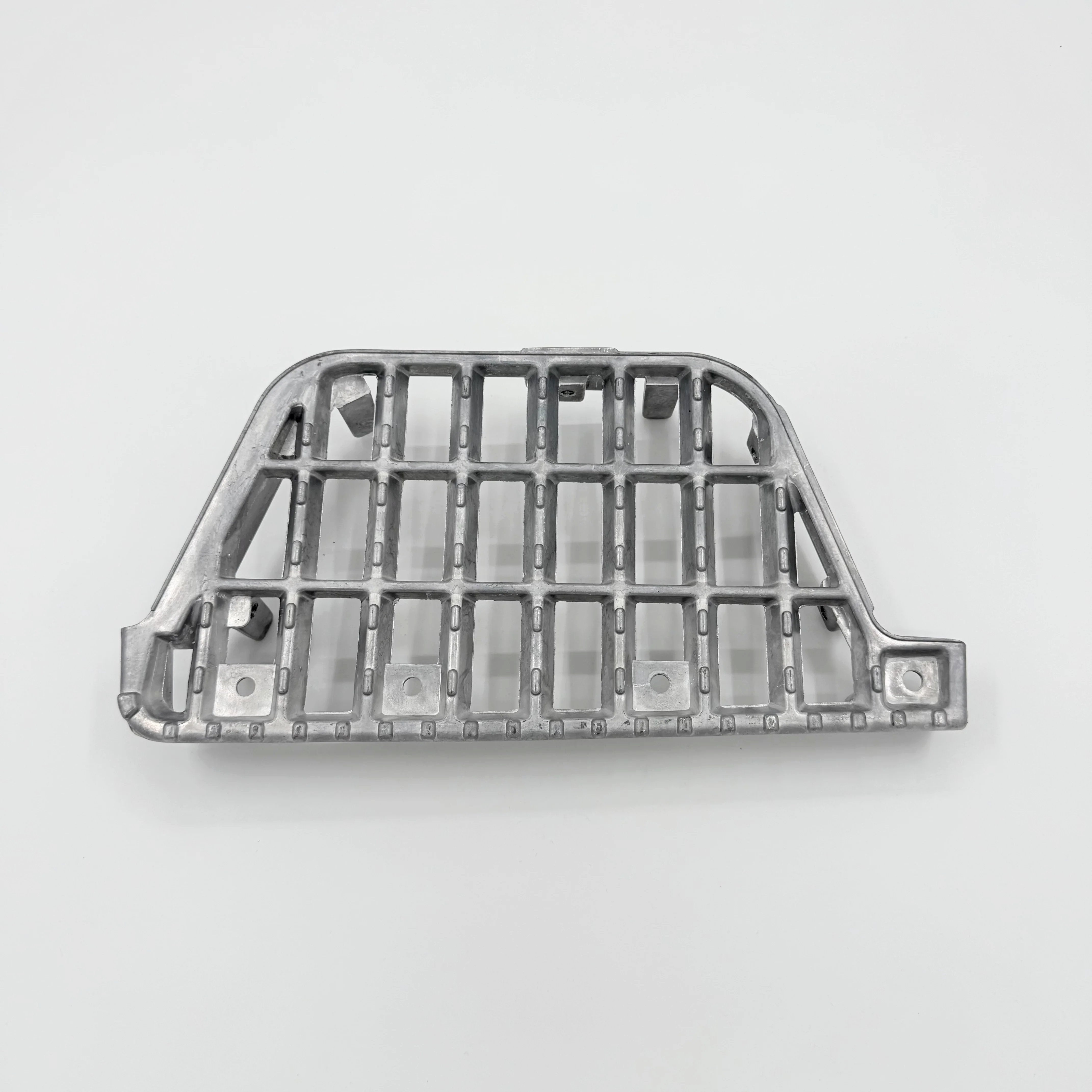 Step Plate Right Passenger Side For ISUZU NRR NPR NQR NPR - HD 96 - 04 - GoTrucky