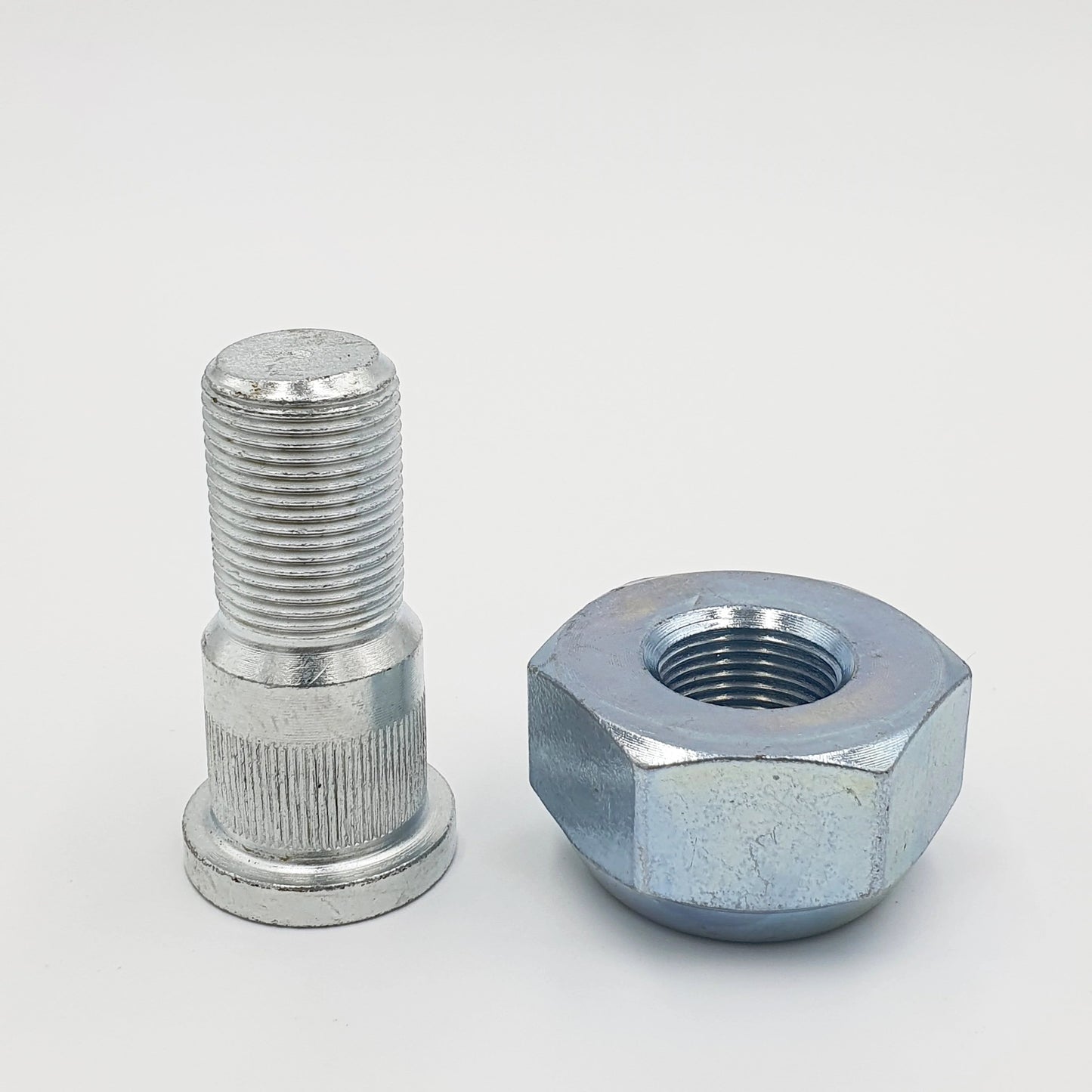 Wheel Stud + Nut Front Left Driver Side For ISUZU NPR NQR NPR - HD NRR 98 - 25 - GoTrucky