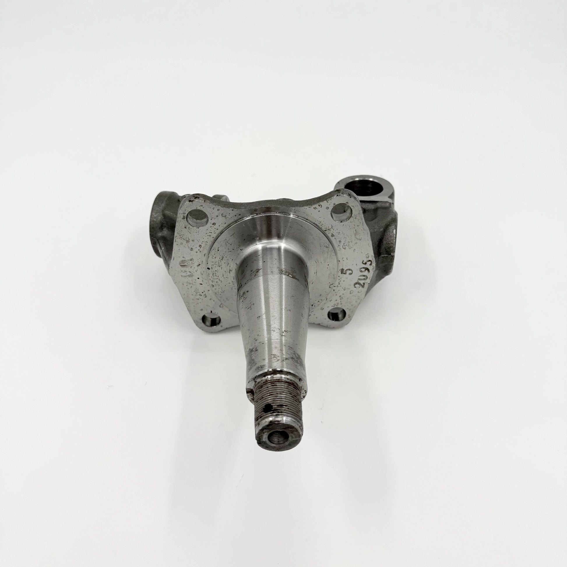 2x Knuckle Front Axle Left + Right For Isuzu NRR NQR NPR NPR - HD 4HE1 4HK1 99 - 25 - GoTrucky