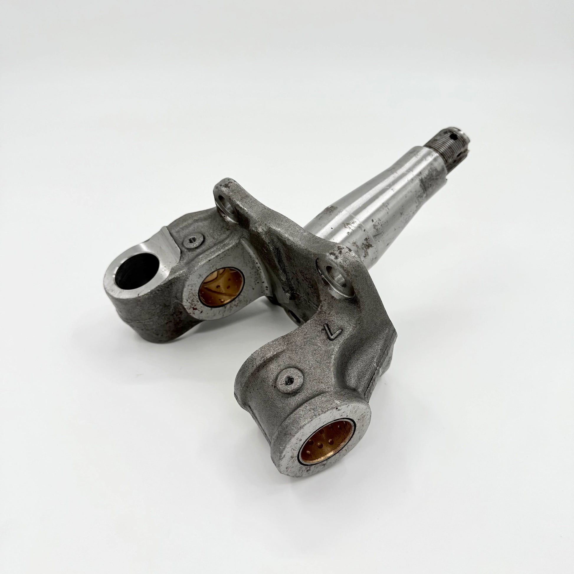 2x Knuckle Front Axle Left + Right For Isuzu NRR NQR NPR NPR - HD 4HE1 4HK1 99 - 25 - GoTrucky