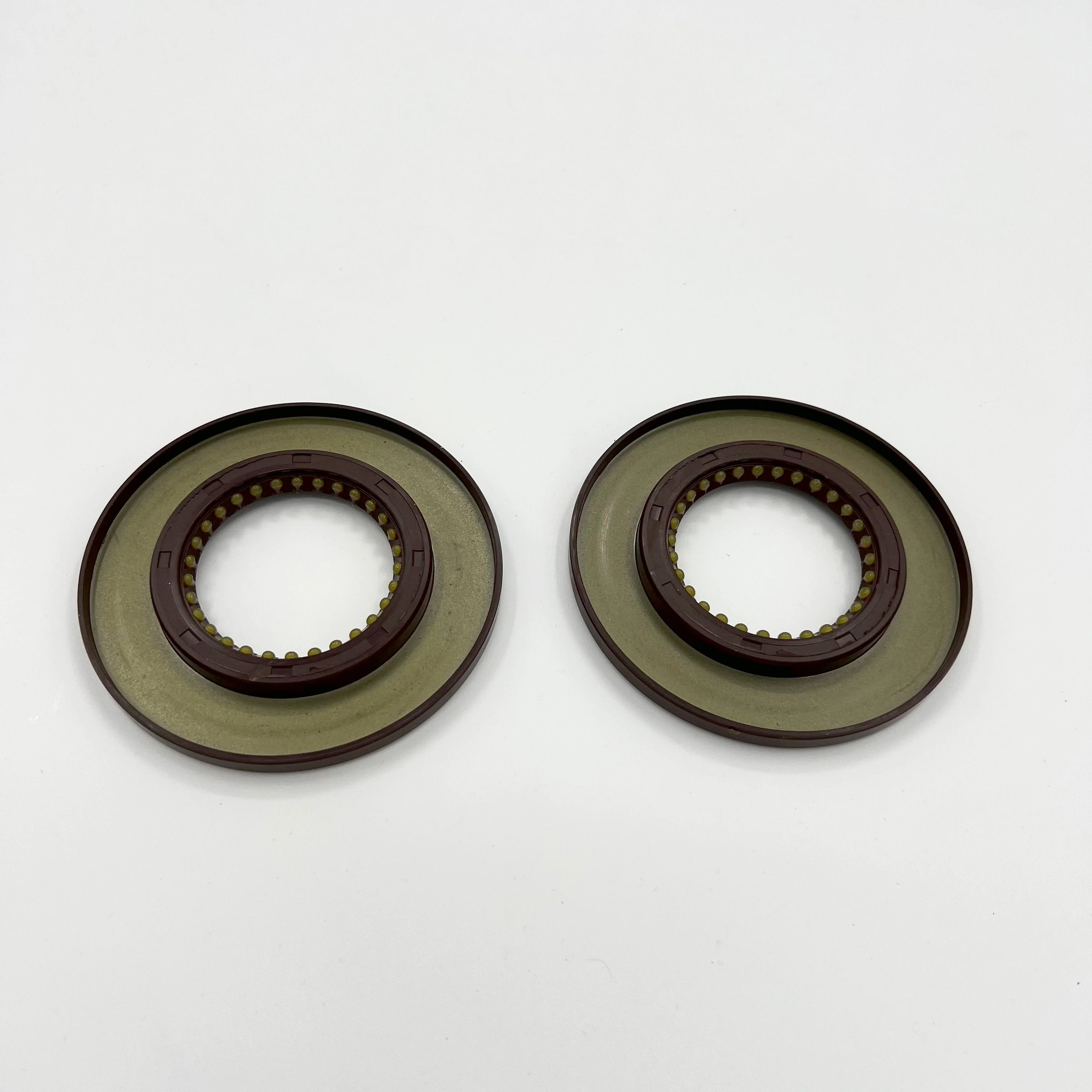 2x Oil Seal Rear Wheel Hub Outer for ISUZU NRR NPR NPR - HD NQR 94 - 24 - GoTrucky