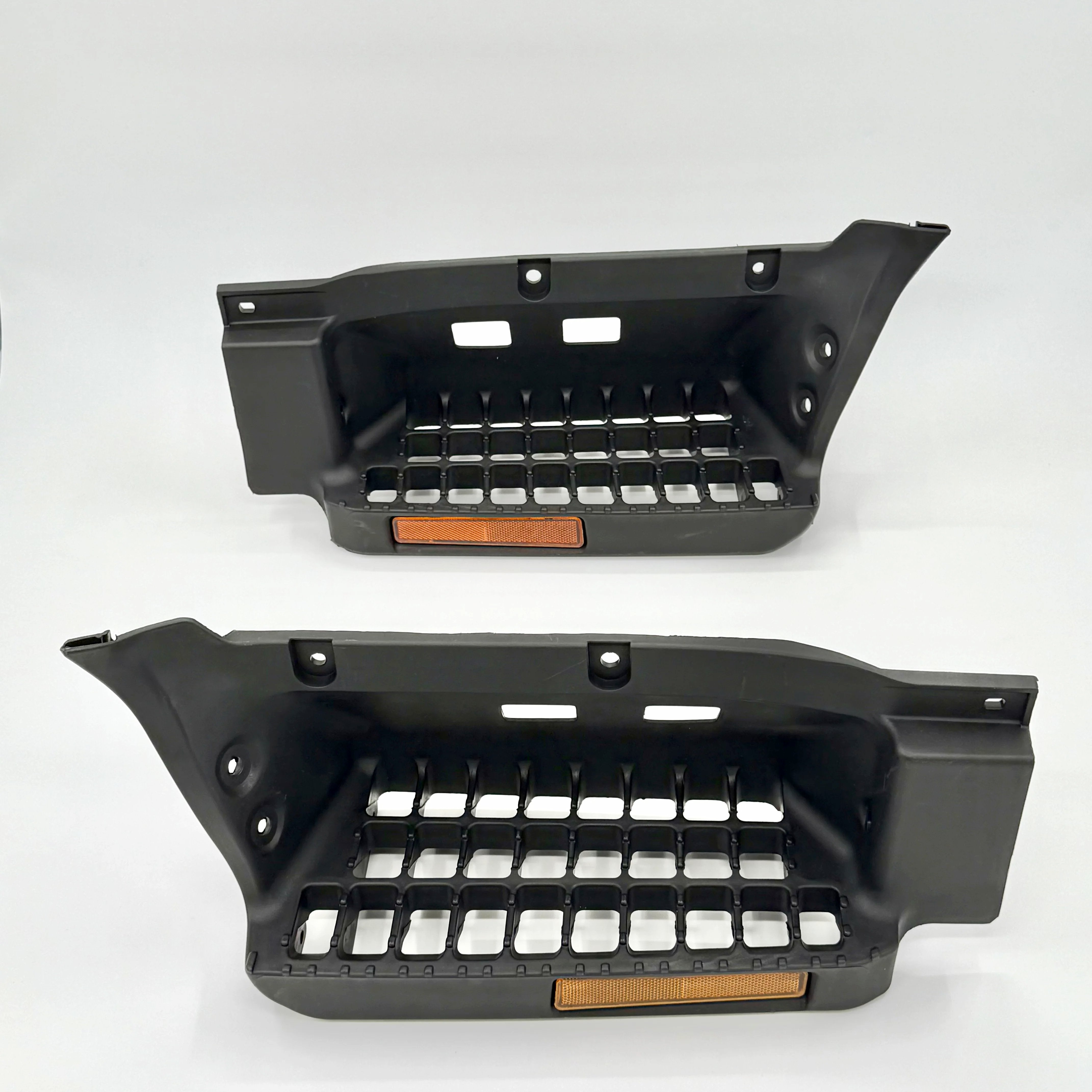 2x Step Plate Left + Right For ISUZU NRR NPR NQR NPR - HD 08 - 25 - GoTrucky