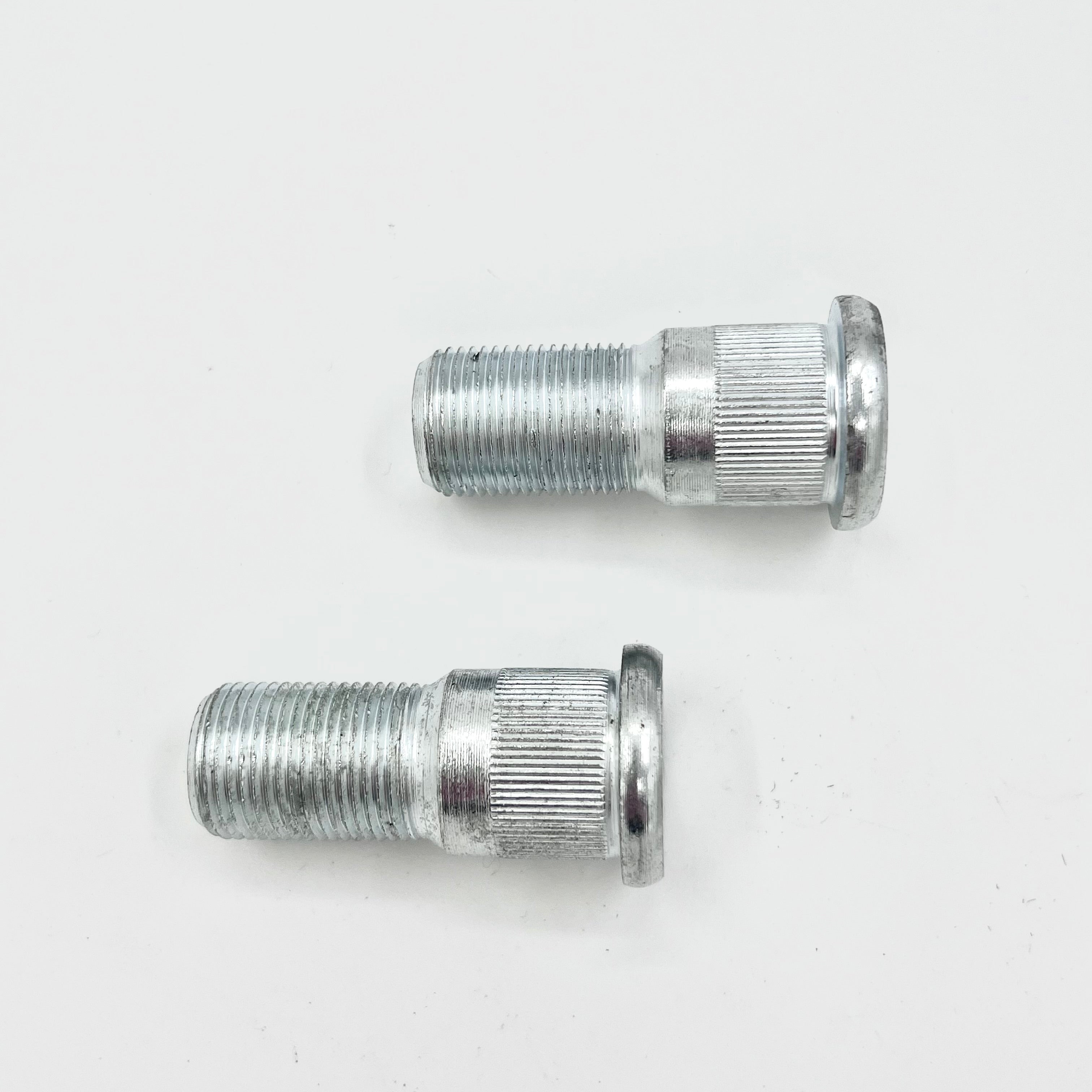 2x Wheel Stud Front Right Passenger Side For ISUZU NPR NQR NPR - HD NRR 98 - 25 - GoTrucky