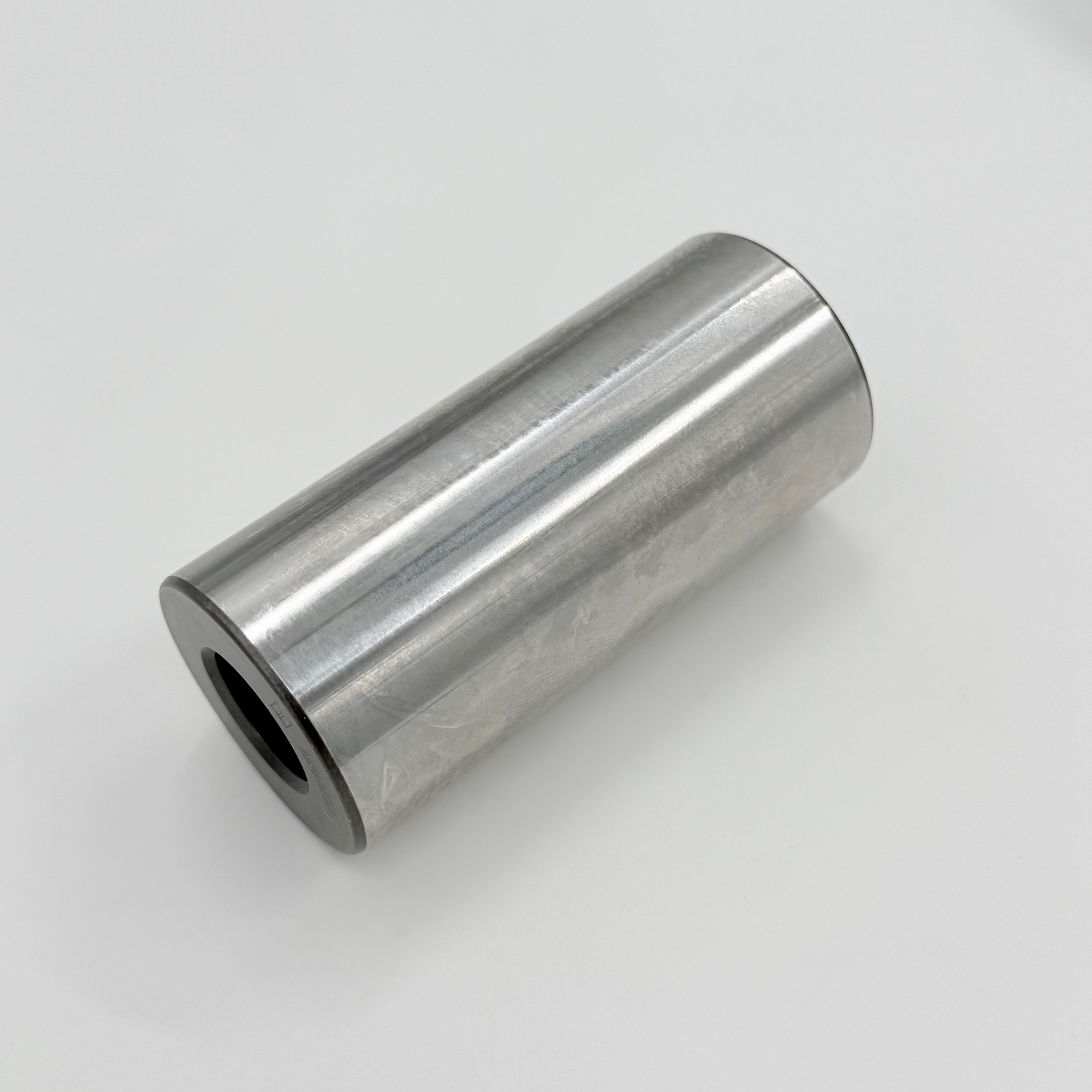 Liner Piston Kit (For 4 Cylinders) For Isuzu NPR NPR-HD NQR 4HK1 5.2L 2004-2009 OEM