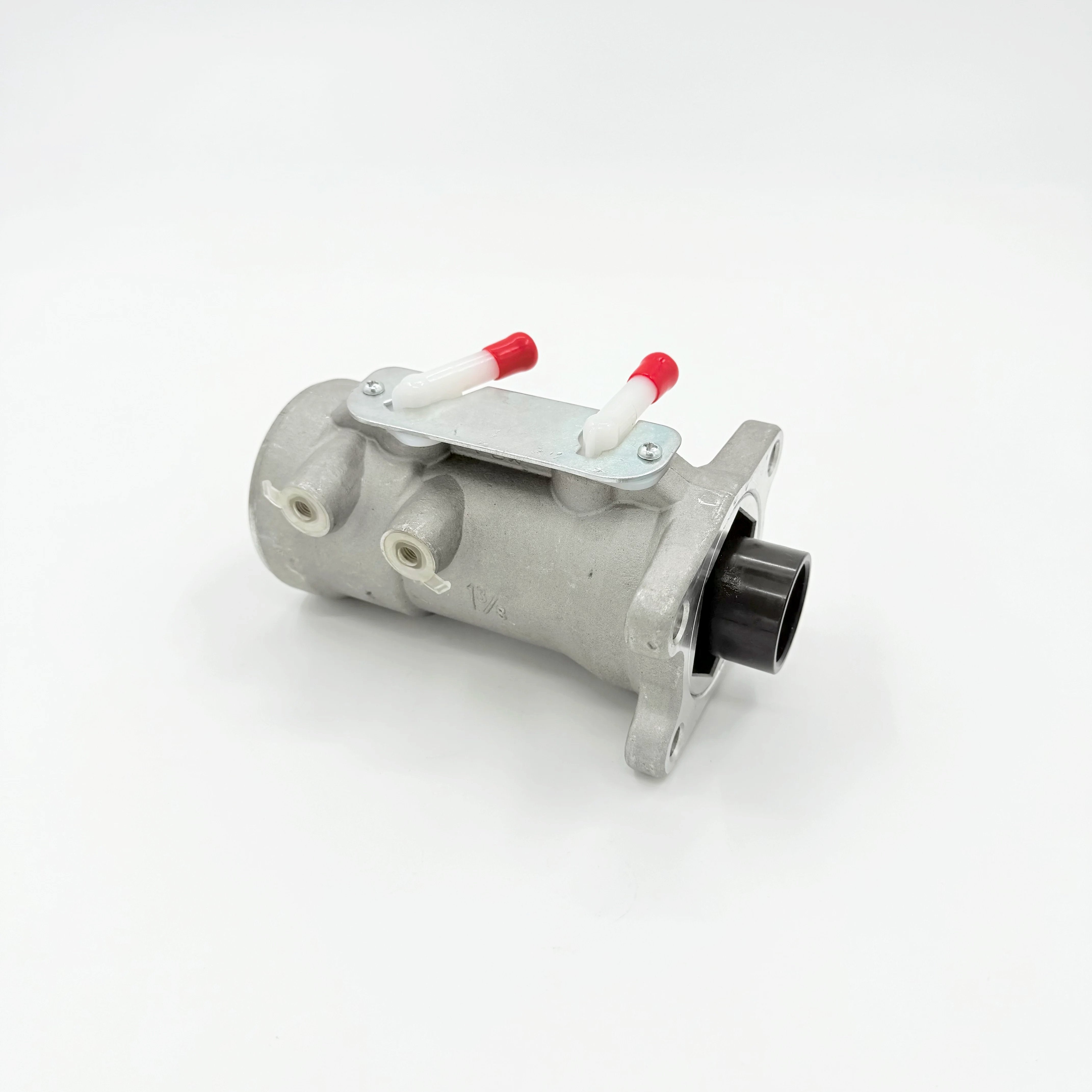 Brake Master Cylinder NPR - HD NQR NPR NRR 4JJ1 3,0L 4HK1 5.2L 1/3 - 8 2008 - 2021 - GoTrucky