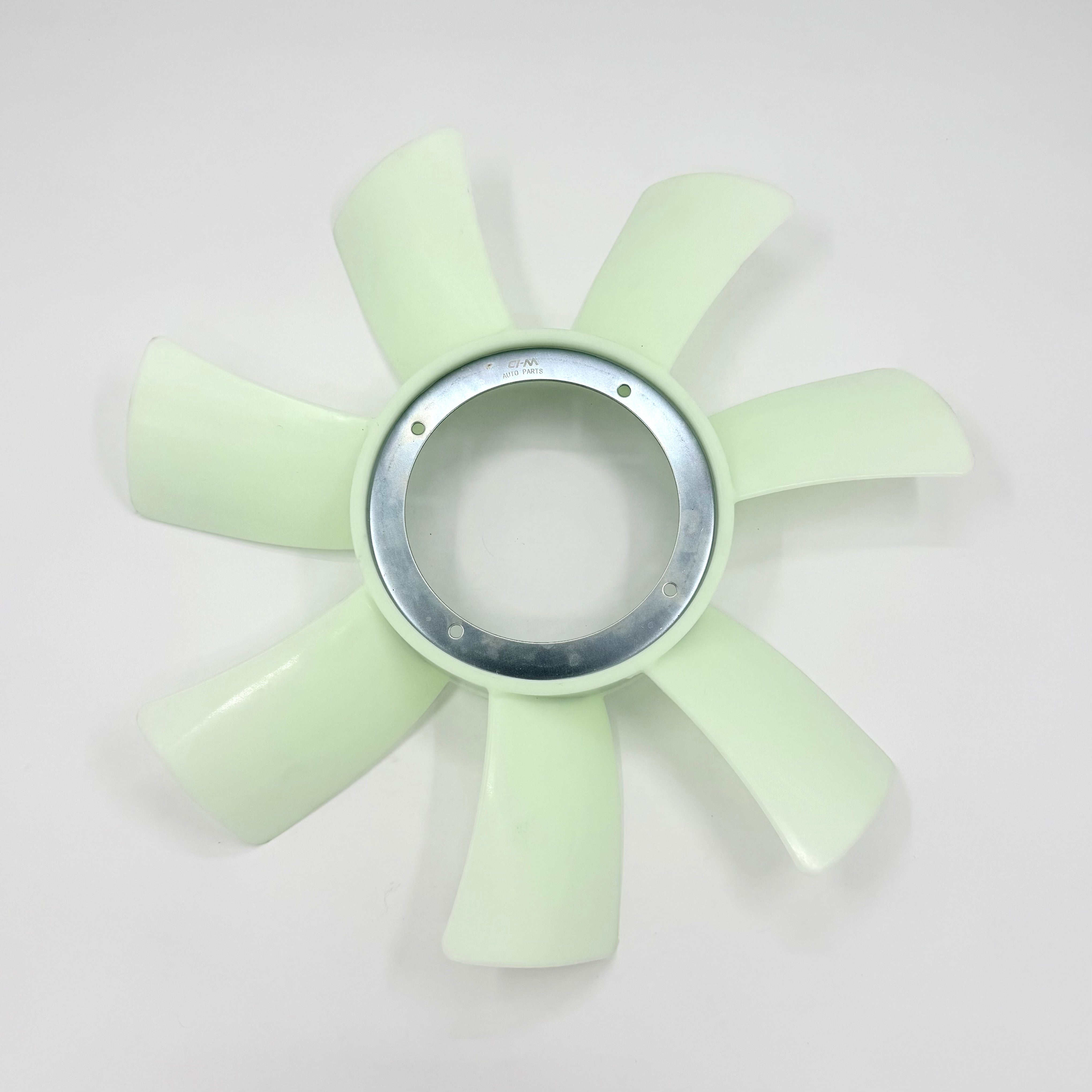 Fan Clutch + Fan Blade for ISUZU NRR NPR NPR-HD NQR 4HK1 5.2L 04-07 - GoTrucky