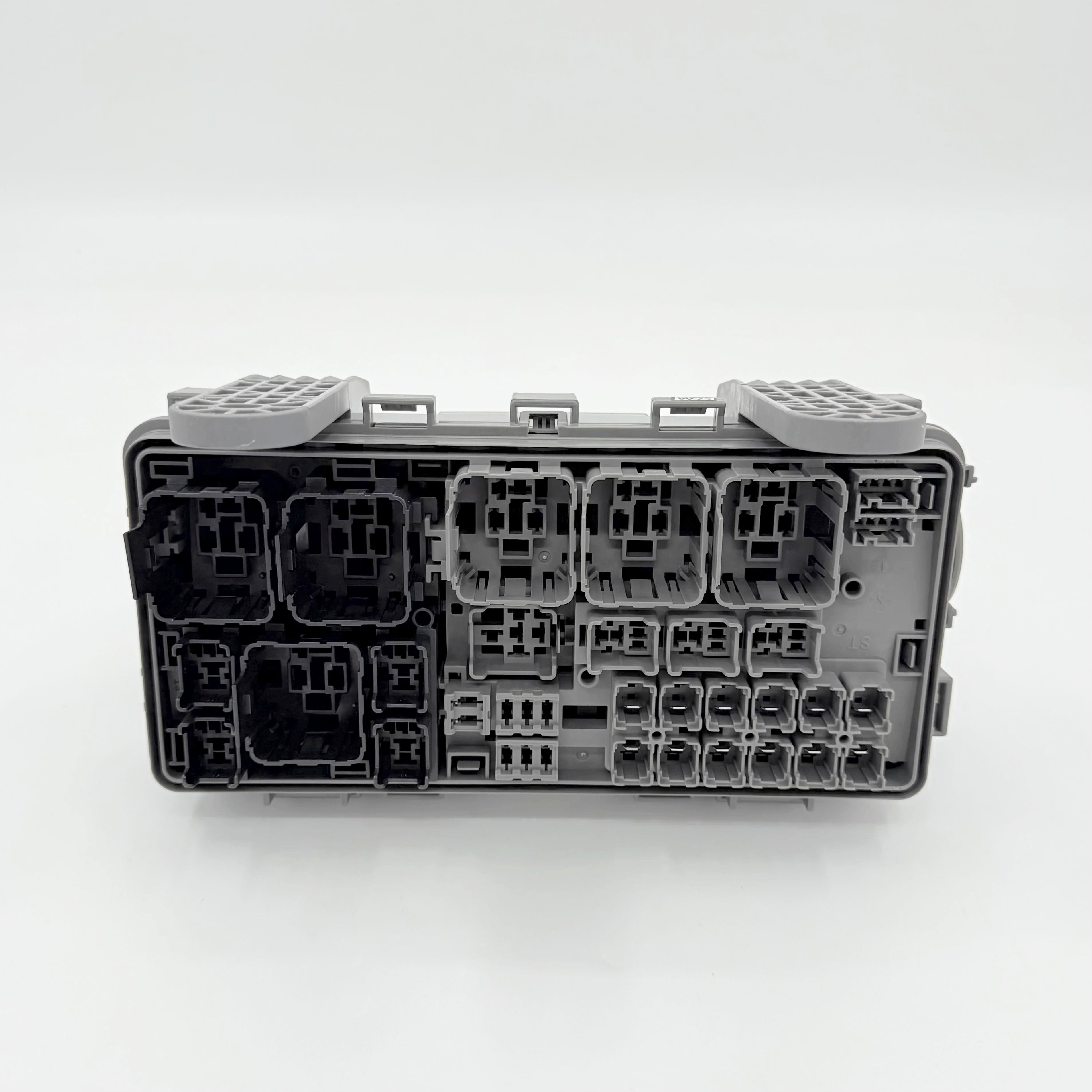 Fuse Relay Box +Bottom Cover For ISUZU NPR NQR NRR NPR - HD 4HK1 5.2L 08 - 24 OEM - GoTrucky