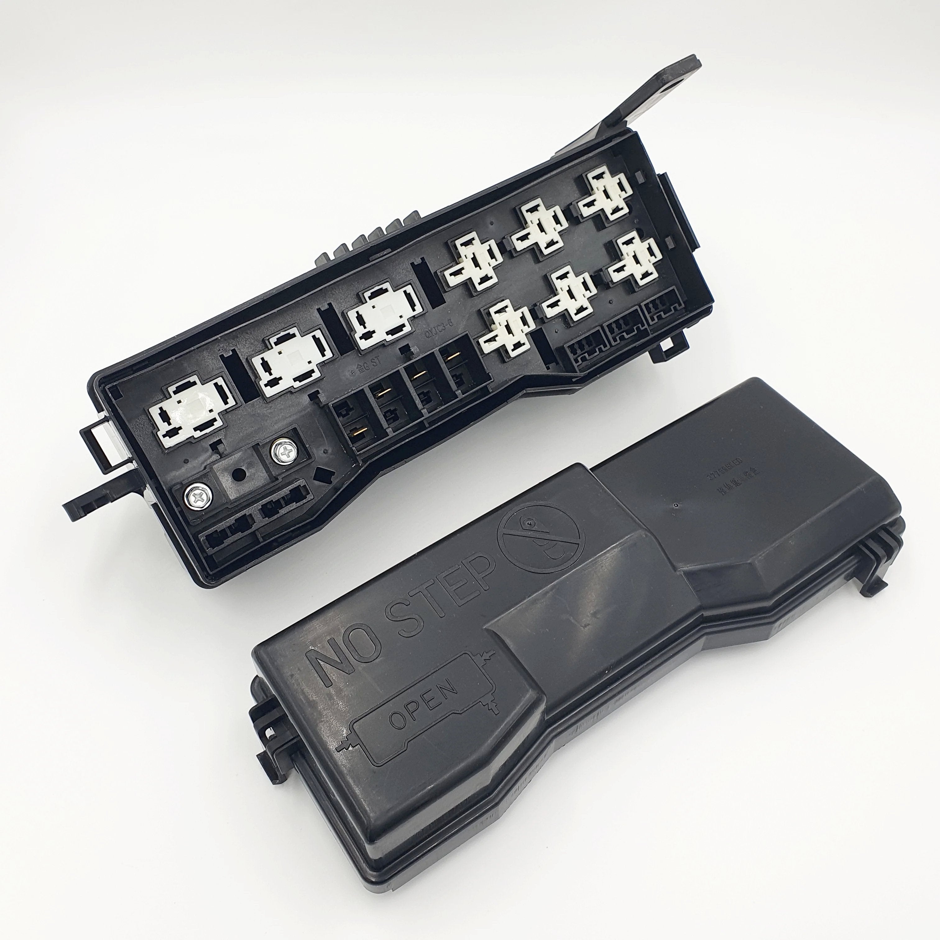 Fuse Relay Box + Cover for ISUZU NPR NQR NPR - HD NRR 94 - 07 - GoTrucky