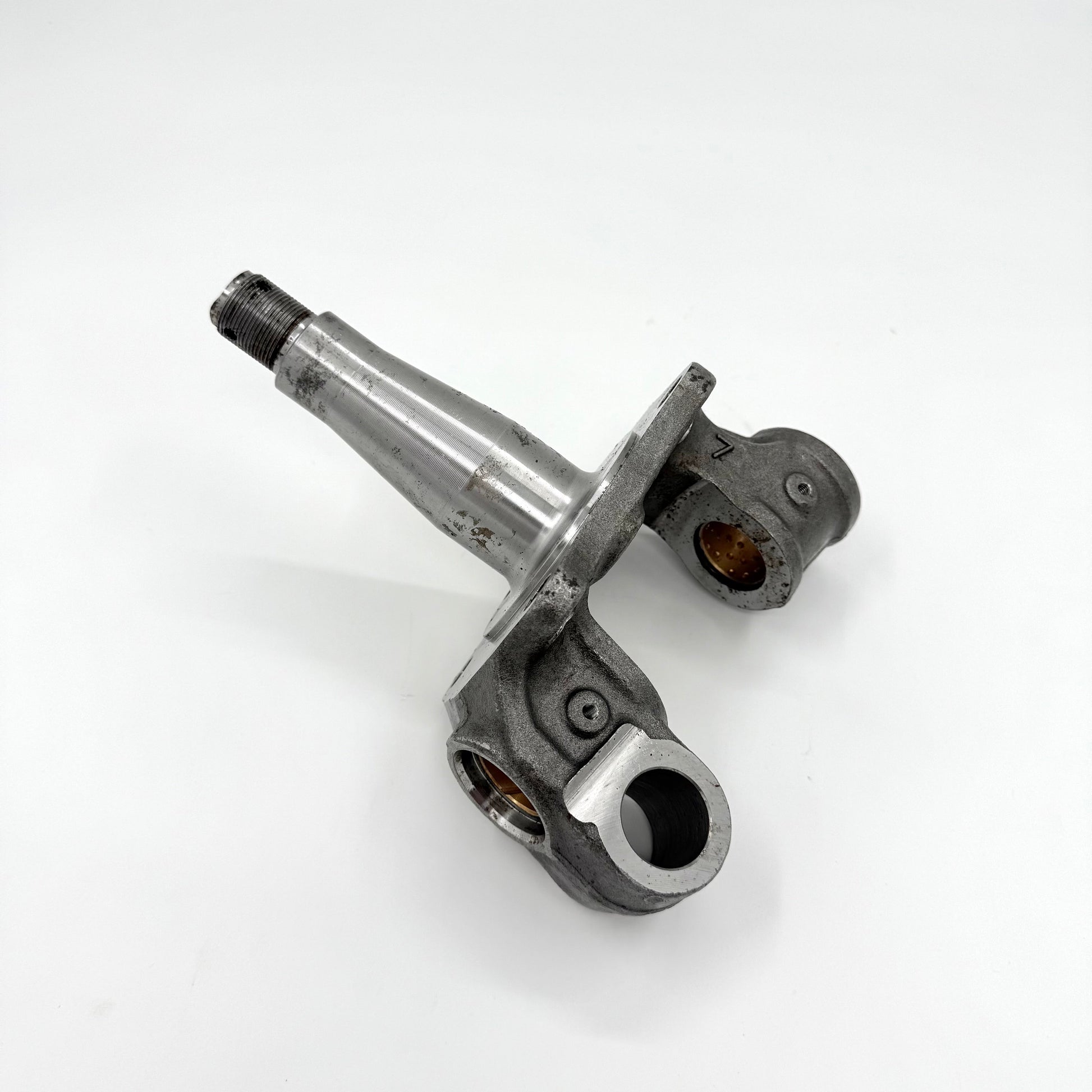 Knuckle Front Axle Right Passenger Side For Isuzu NQR NPR NPR - HD 4HE1 4HK1 99 - 25 - GoTrucky