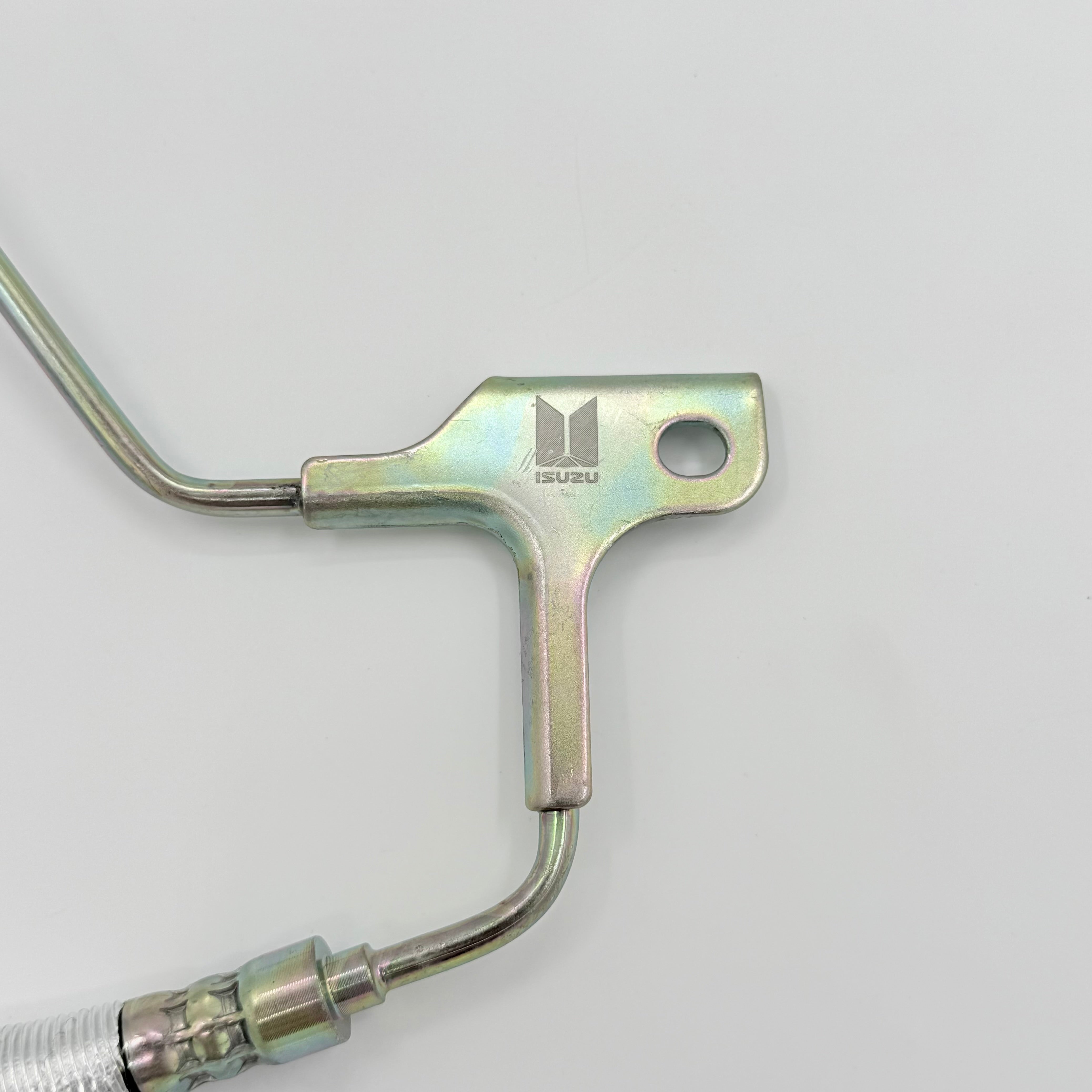 Pipe Oil To Vacuum Pump For Isuzu NPR NPR-HD NRR NQR 4HE1 4.8L 4HK1 5.2L 2001-2009 OEM - GoTrucky
