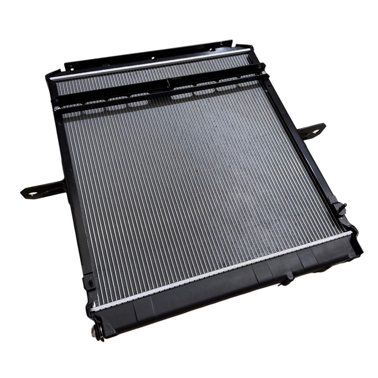 Radiator Assembly For ISUZU NPR NQR 4HK1 5.2L 04 - 08 - GoTrucky