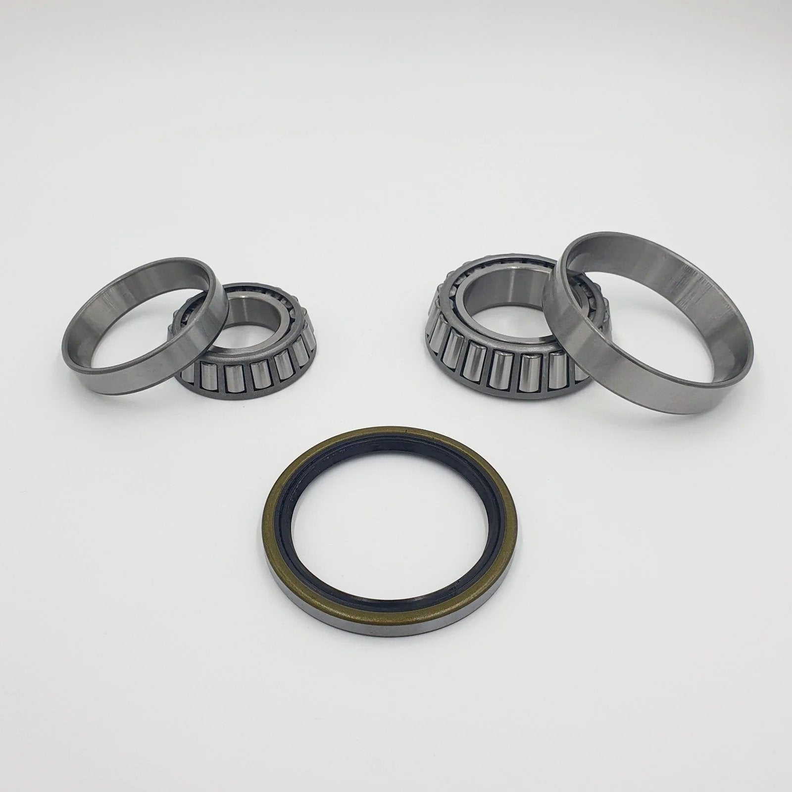 Repair Kit Front Wheel Hub Bearing 2x + Oil Seal for ISUZU NRR NQR NPR - HD 95 - 24 - GoTrucky