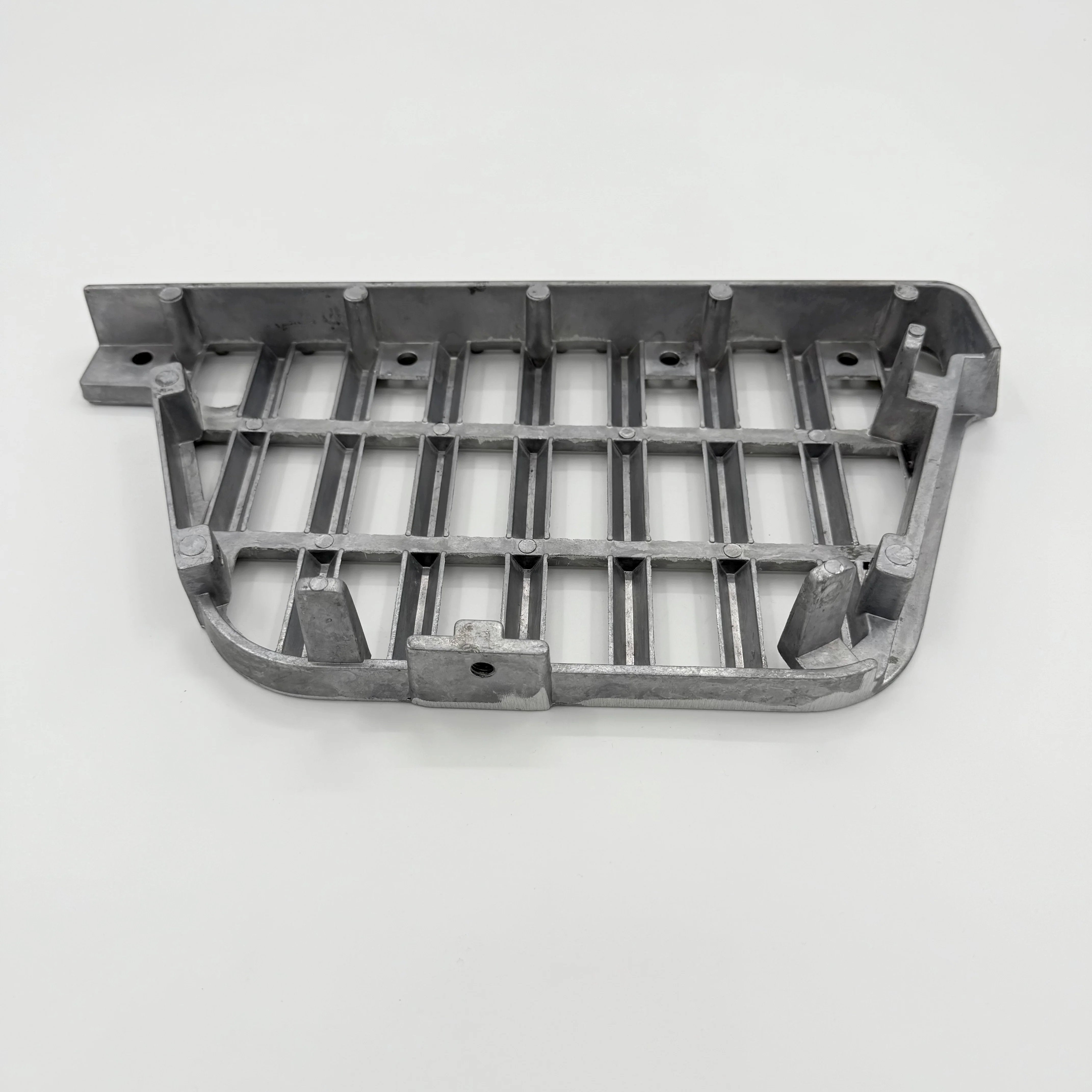 Step Plate Left Driver Side For ISUZU NRR NPR NQR NPR - HD 96 - 04 - GoTrucky