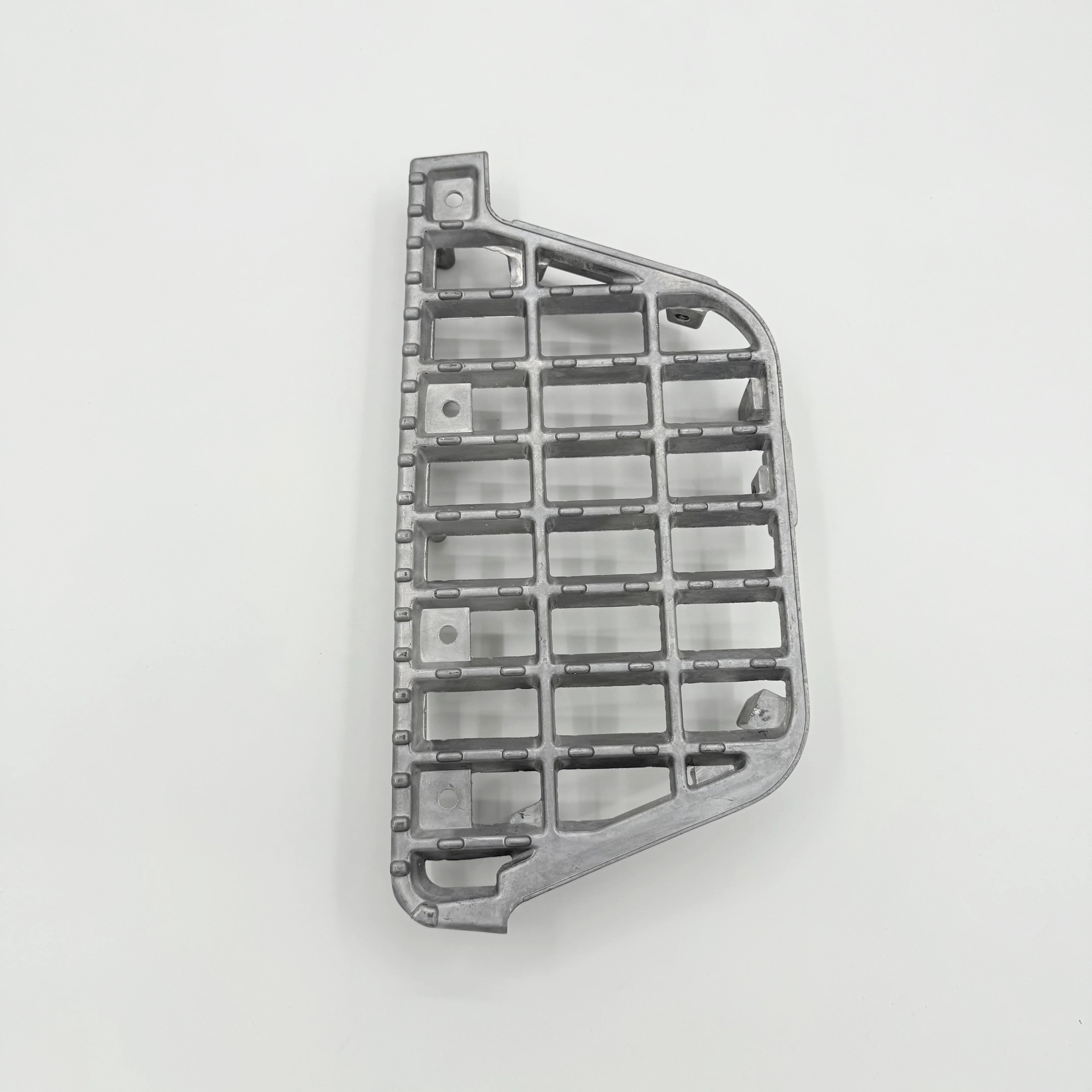 Step Plate Left Driver Side For ISUZU NRR NPR NQR NPR - HD 96 - 04 - GoTrucky