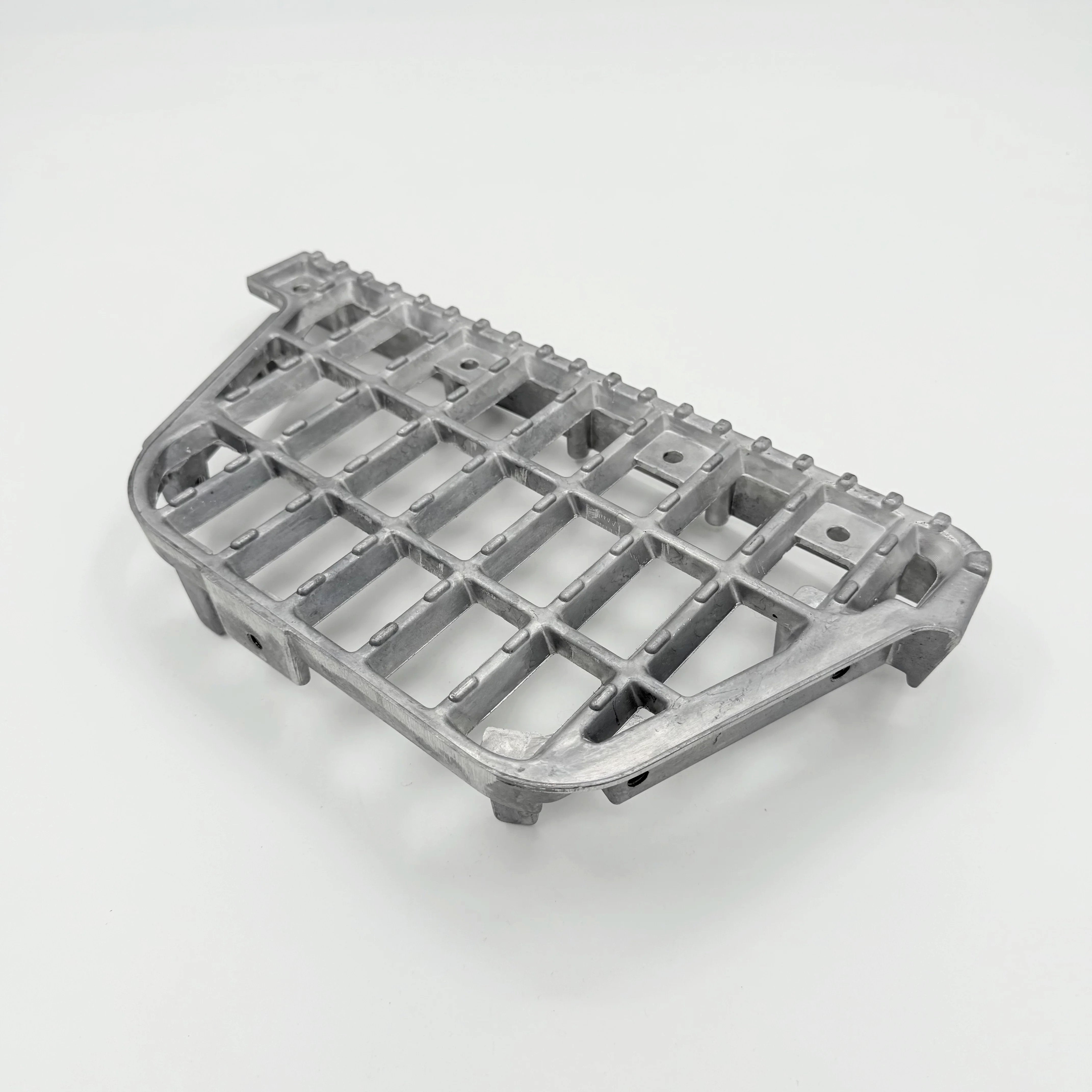 Step Plate Right Passenger Side For ISUZU NRR NPR NQR NPR - HD 96 - 04 - GoTrucky