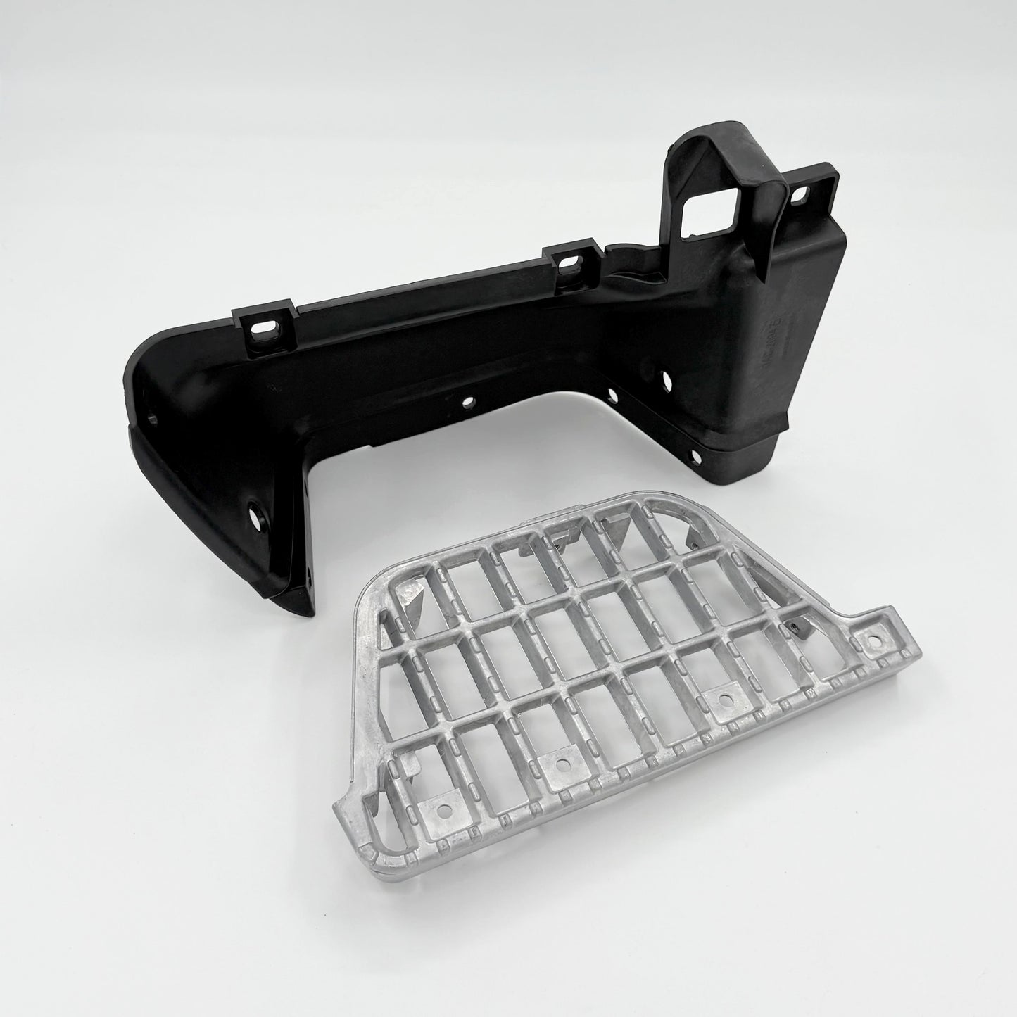 Step Plate + Support Set Right Passenger Side For ISUZU NRR NPR NQR NPR - HD 96 - 04 - GoTrucky