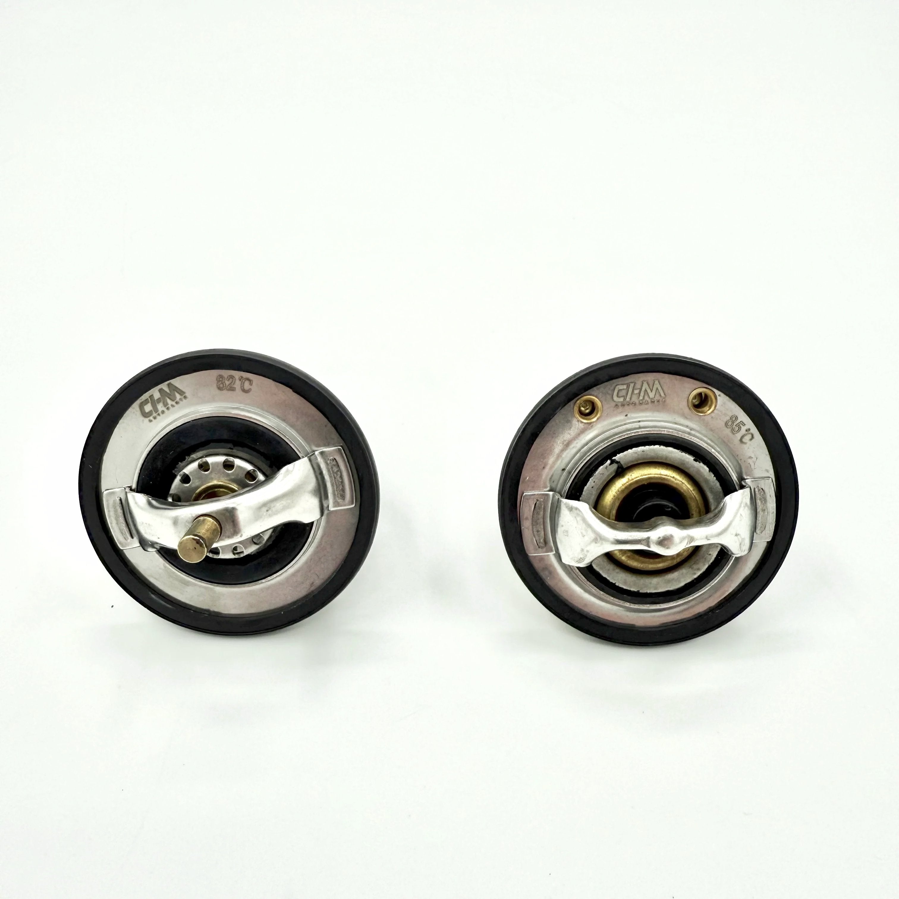 Thermostat 85℃ and 82℃ + Housing for ISUZU NRR NPR NPR - HD NQR 4HE1 4.8L 98 - 04 - GoTrucky