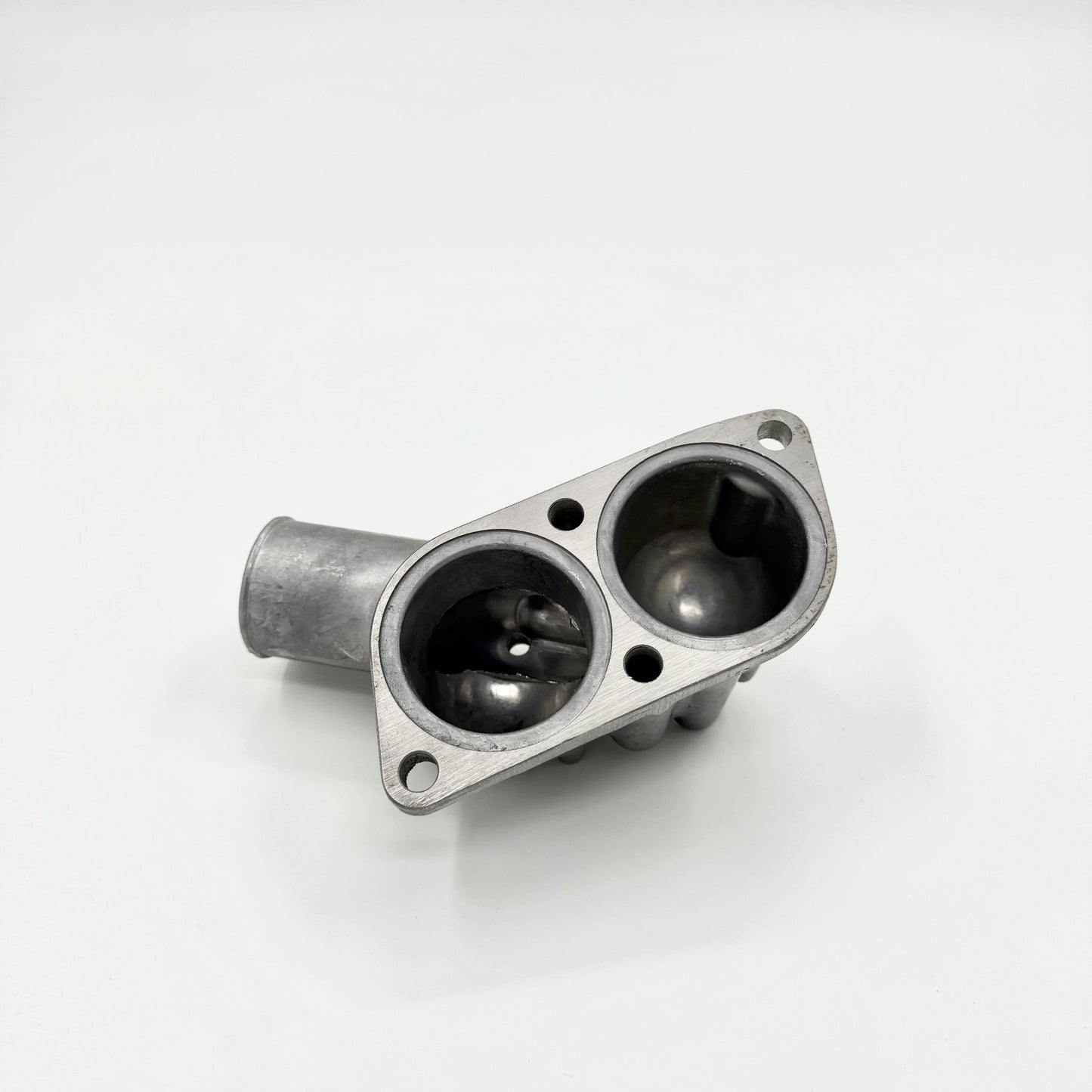 Thermostat Housing Cover Pipe Out for ISUZU NRR NPR NPR - HD NQR 4HE1 4.8L 98 - 04 - GoTrucky