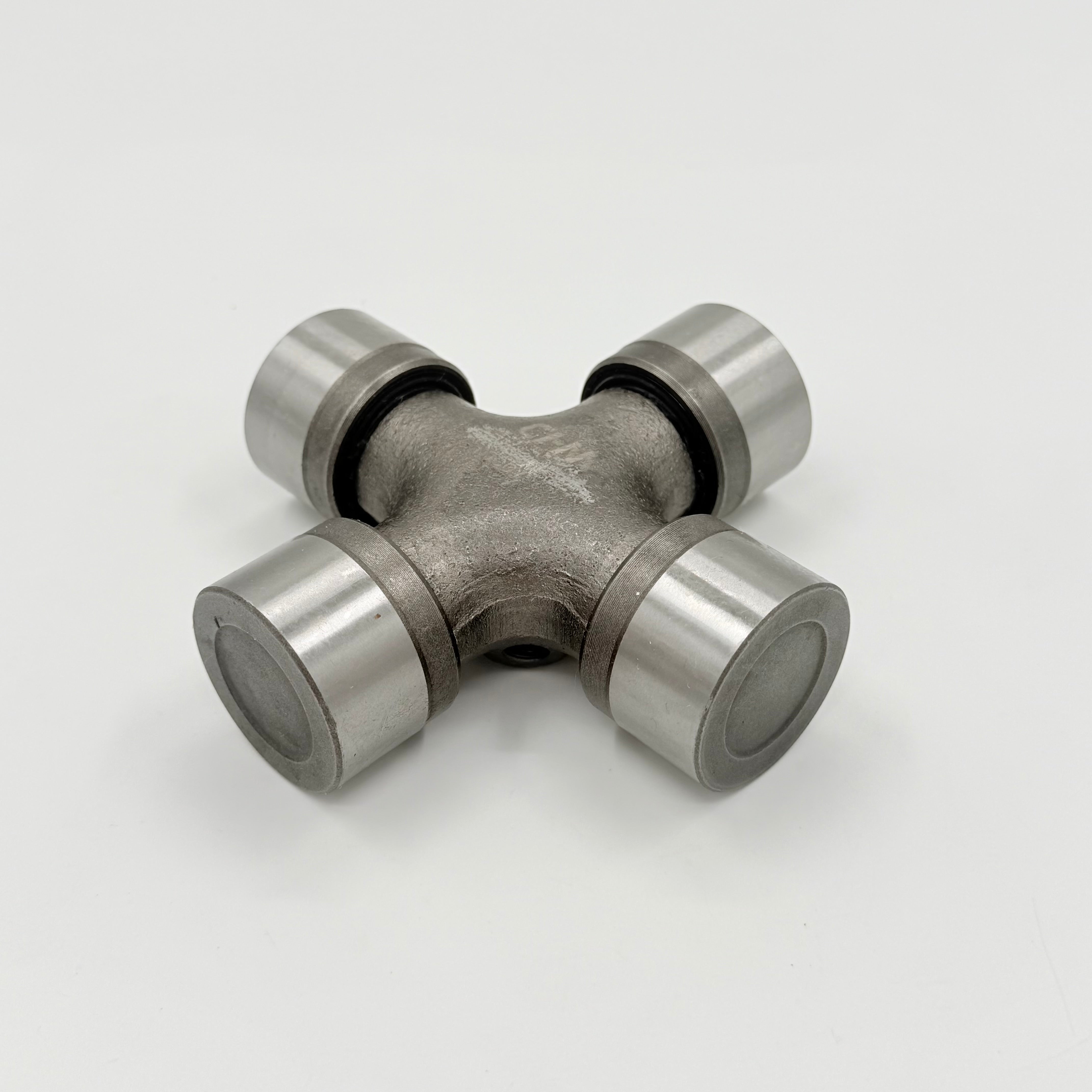 Universal Joint For Isuzu NQR NPR NPR-HD W3500 4HE1 4.8L 35*104 mm 1998-2007 - GoTrucky